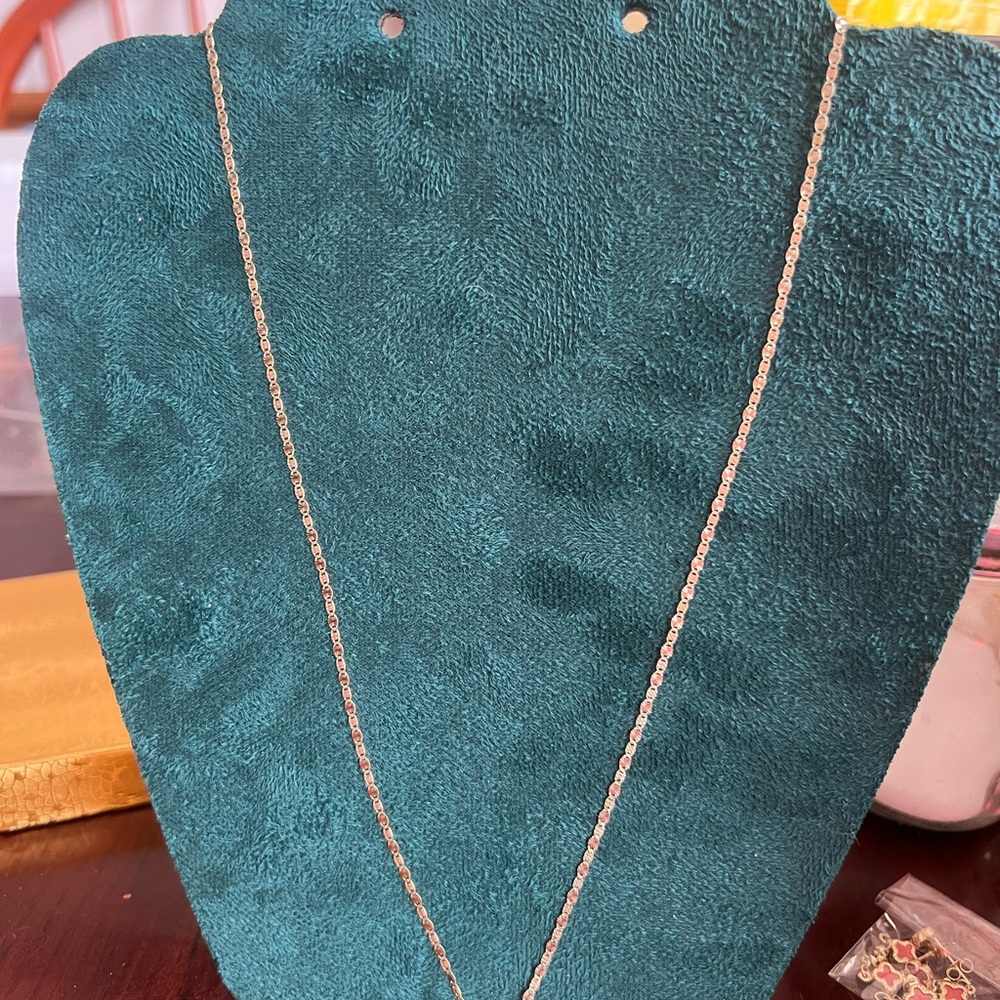 Elegant Gold Chain Necklace